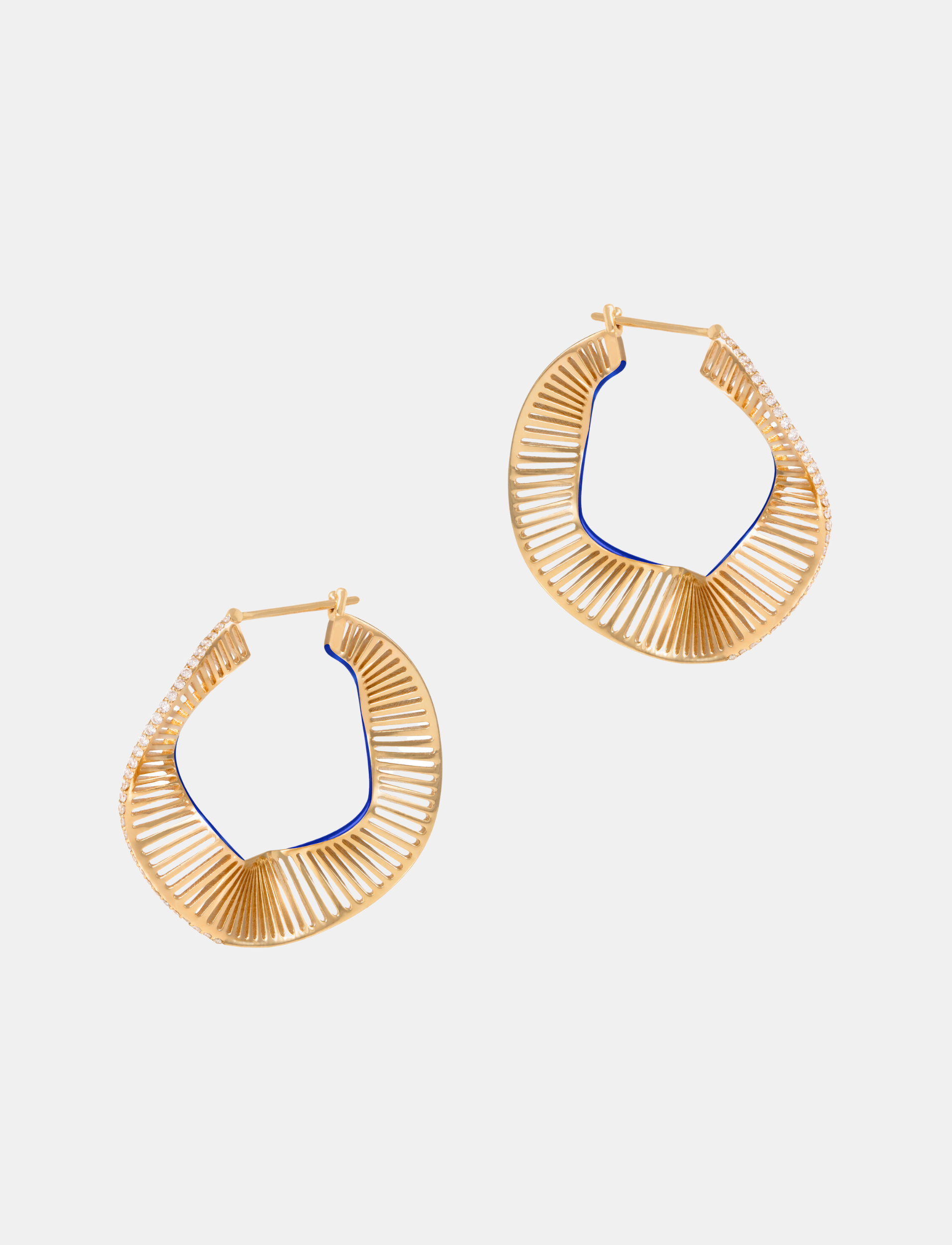 Waves Hoops- Size 3
