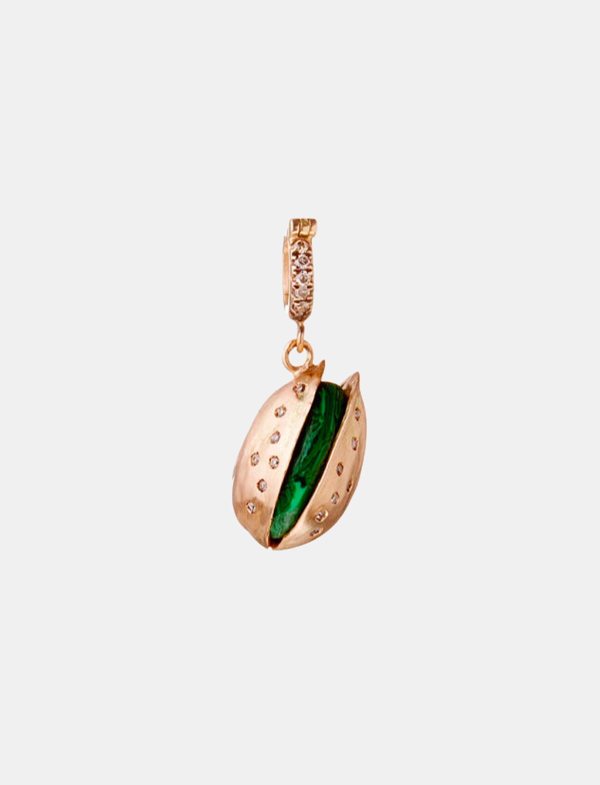 Pistache Pendent