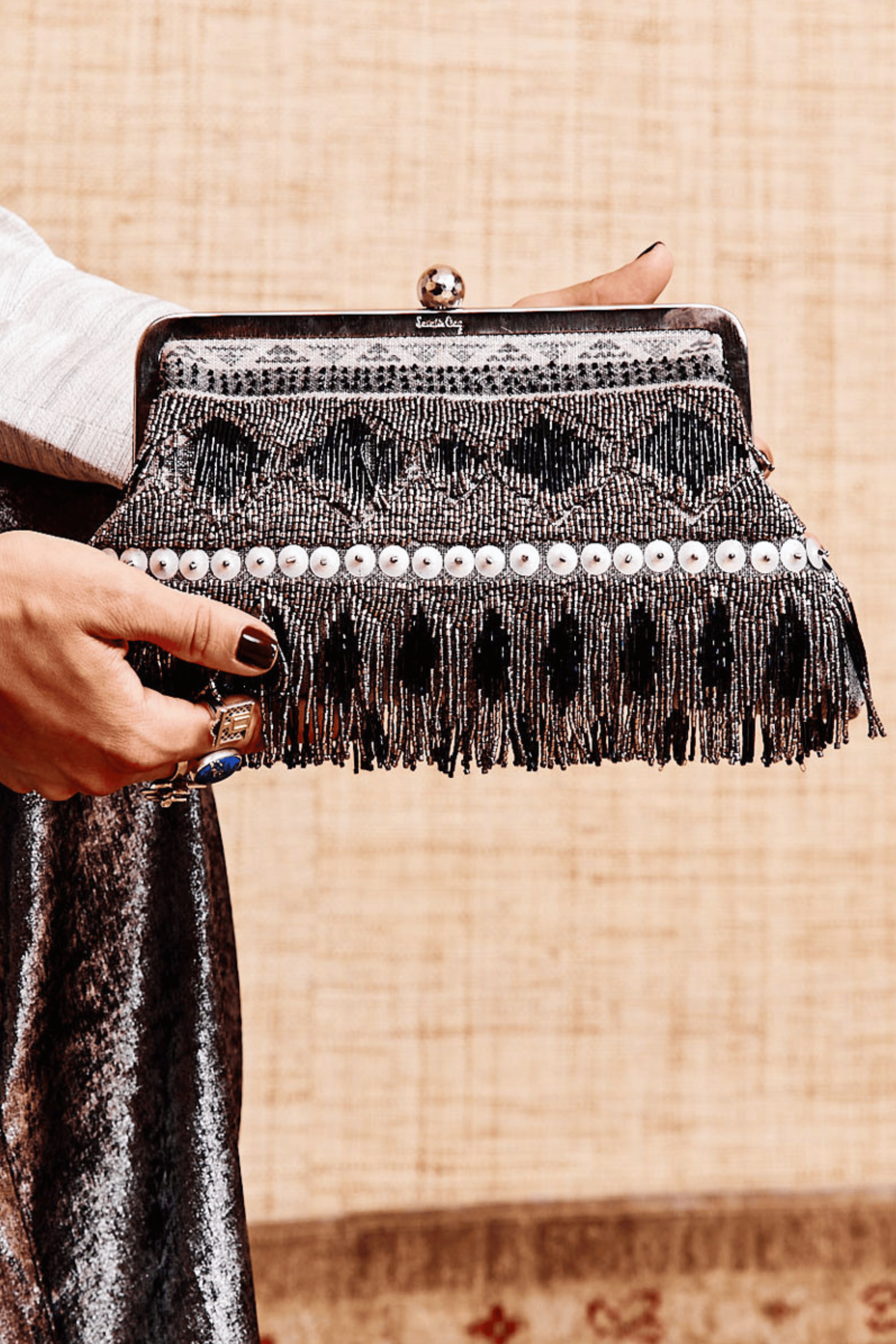 Sadu Black Classic