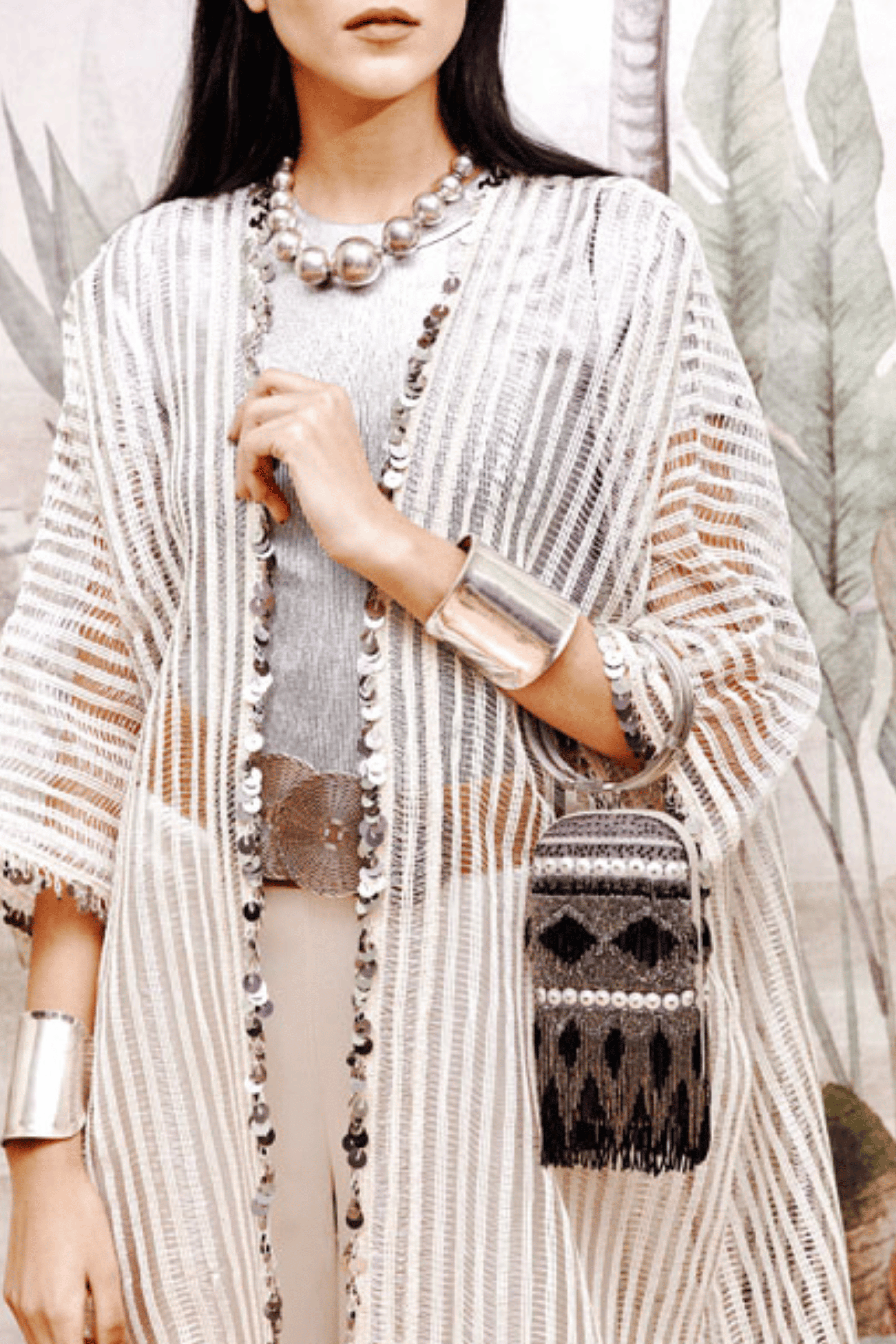 Sadu Black Menotte