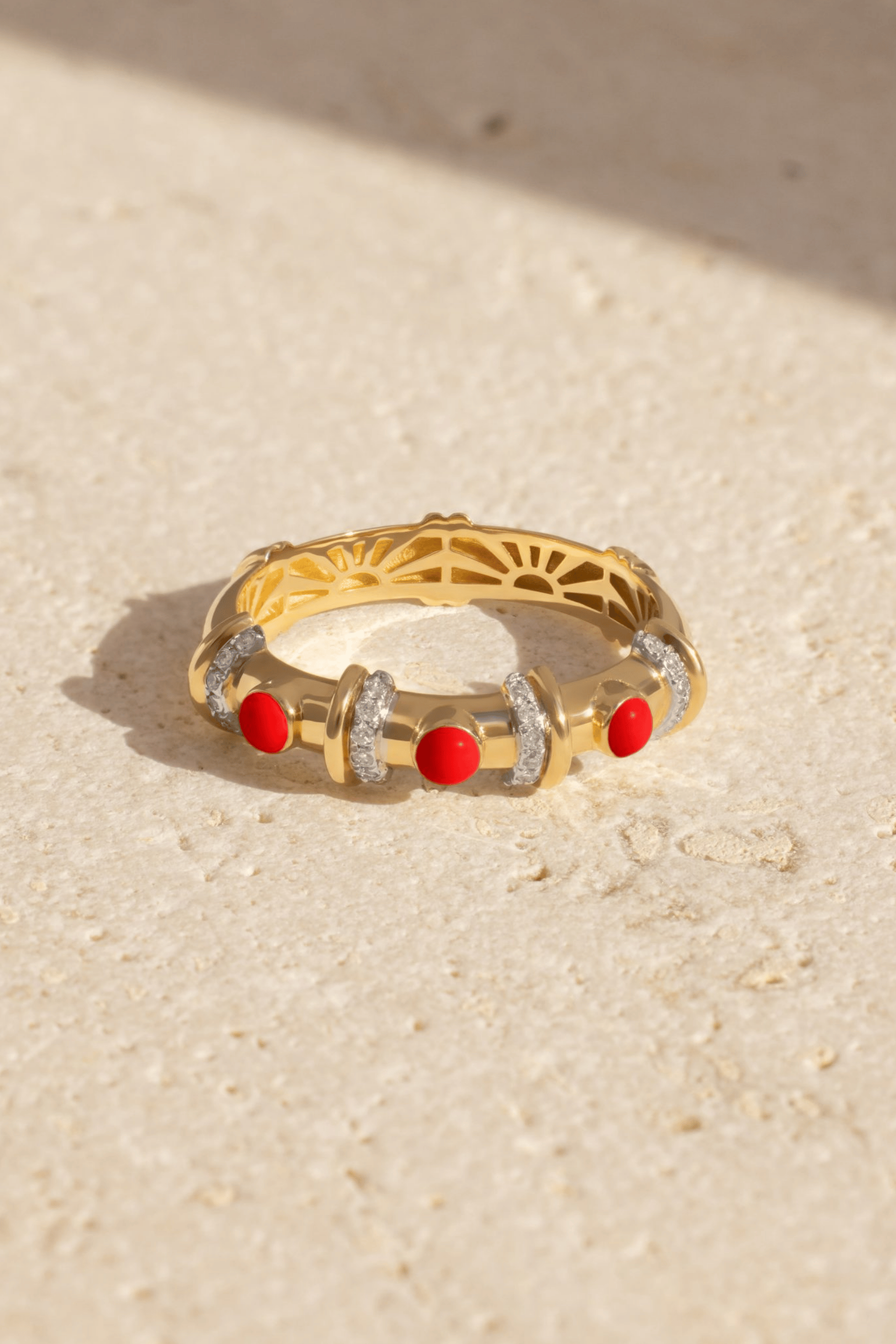 Milky Round Ring