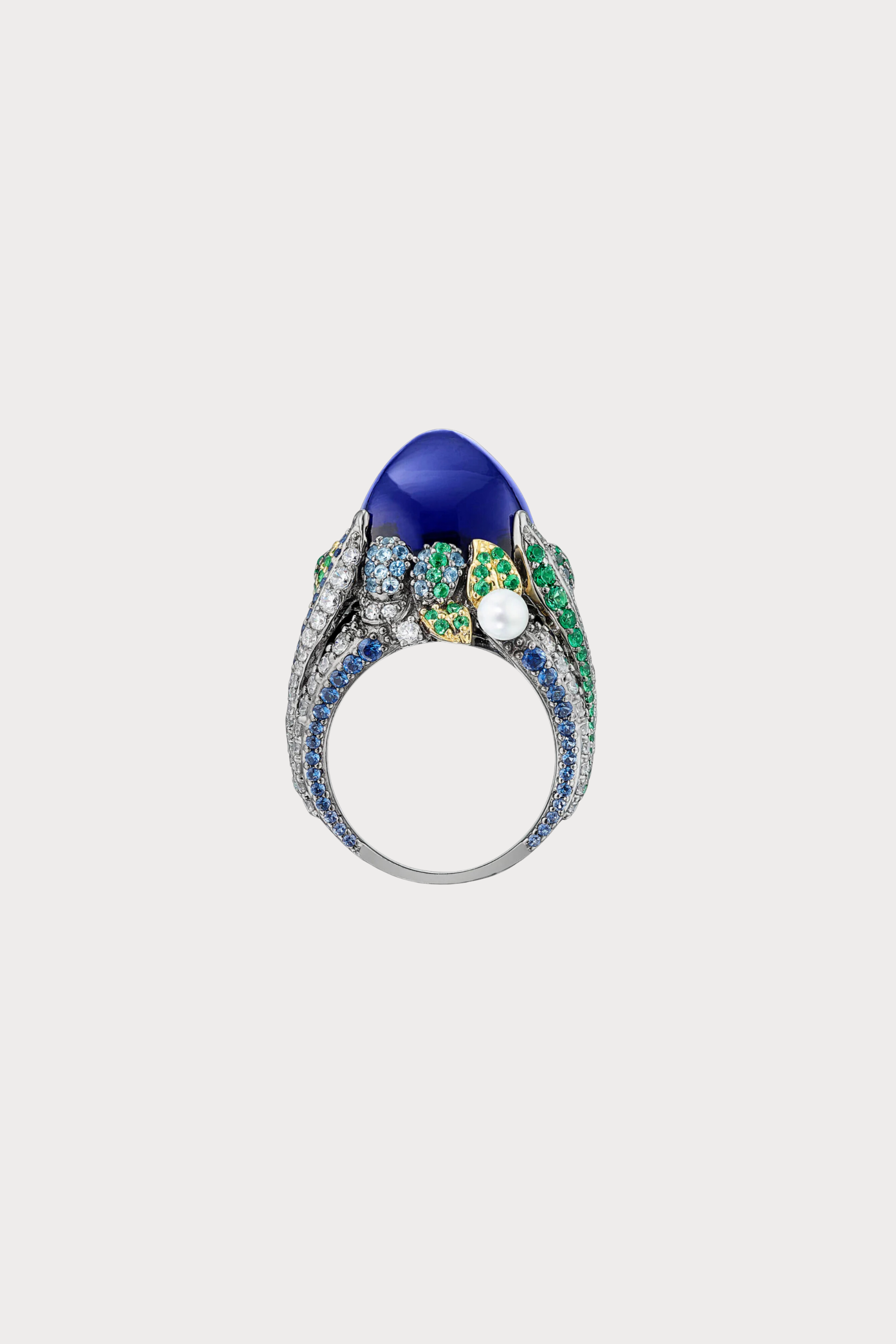 Sapphire Sugarloaf Berry Ring