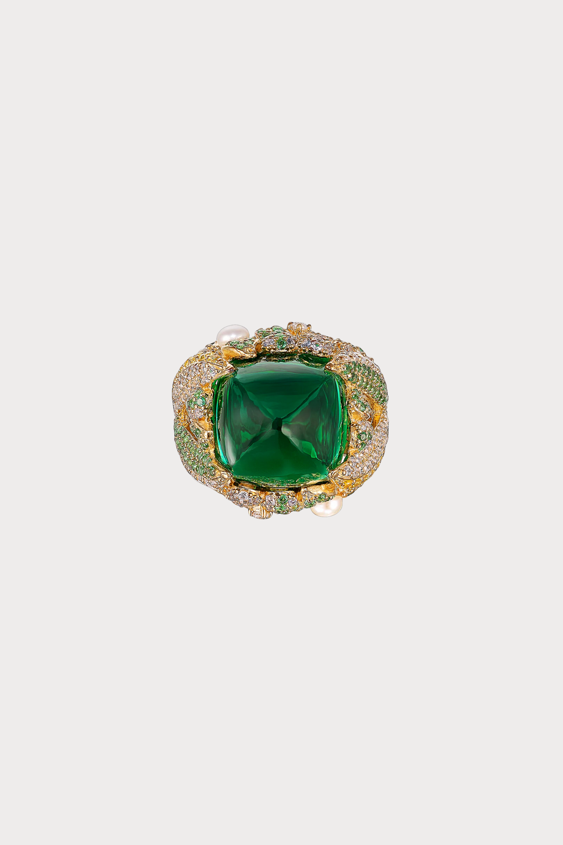 Emerald Sugarloaf Berry Ring