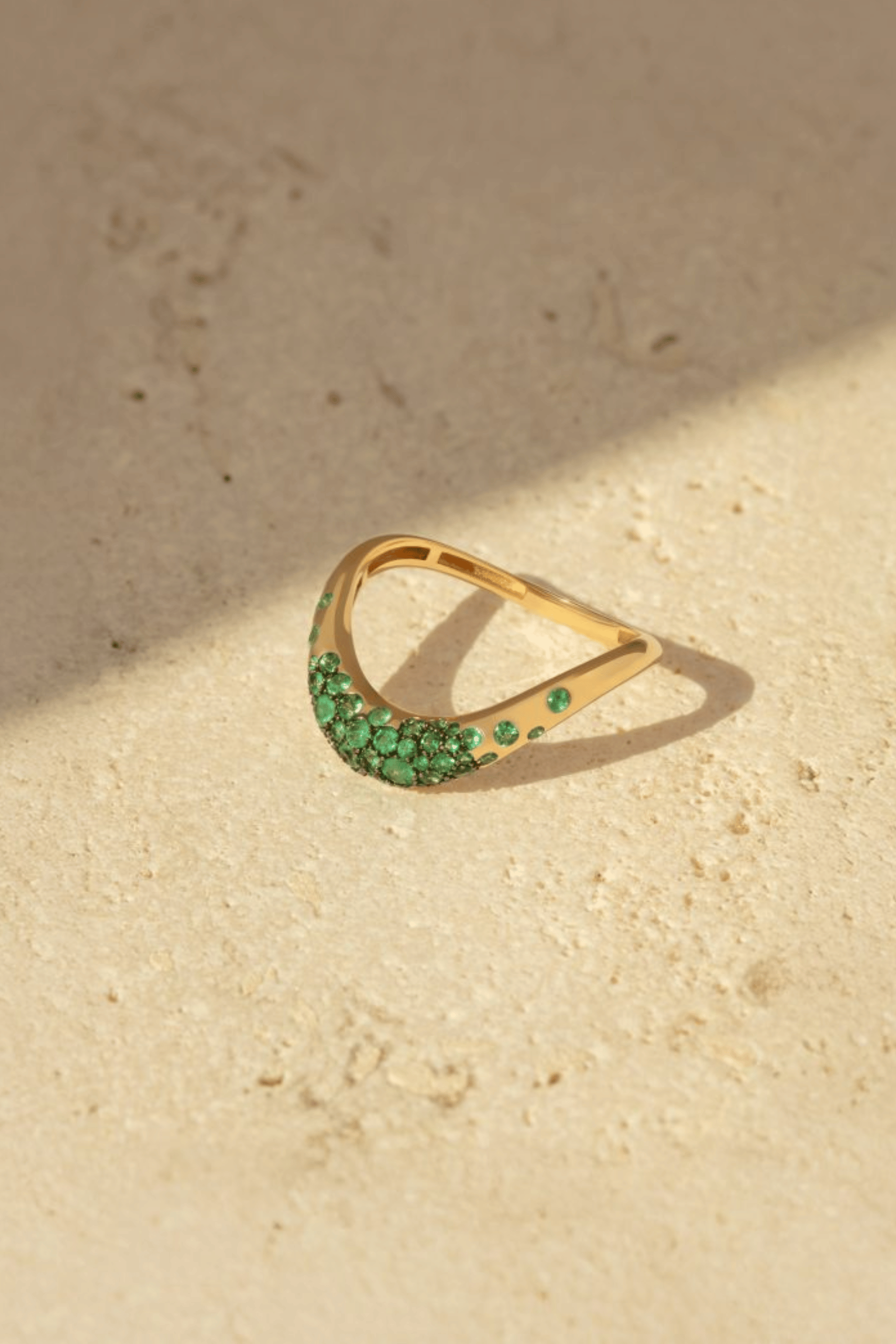 Full Emerlad Stackable Gold Ring