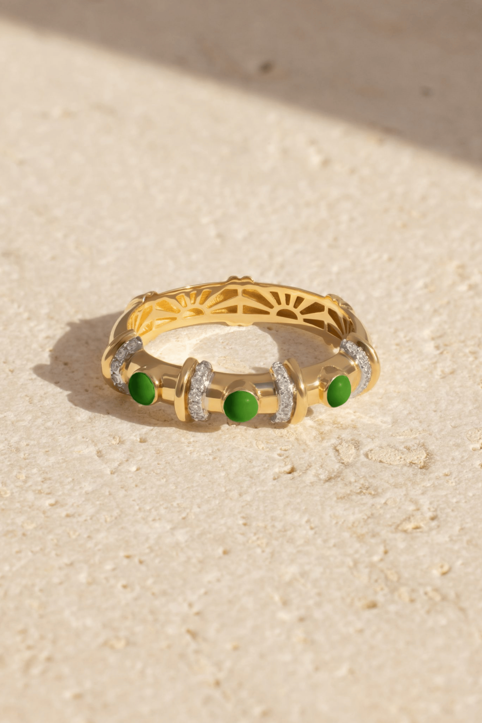 Milky Round Ring