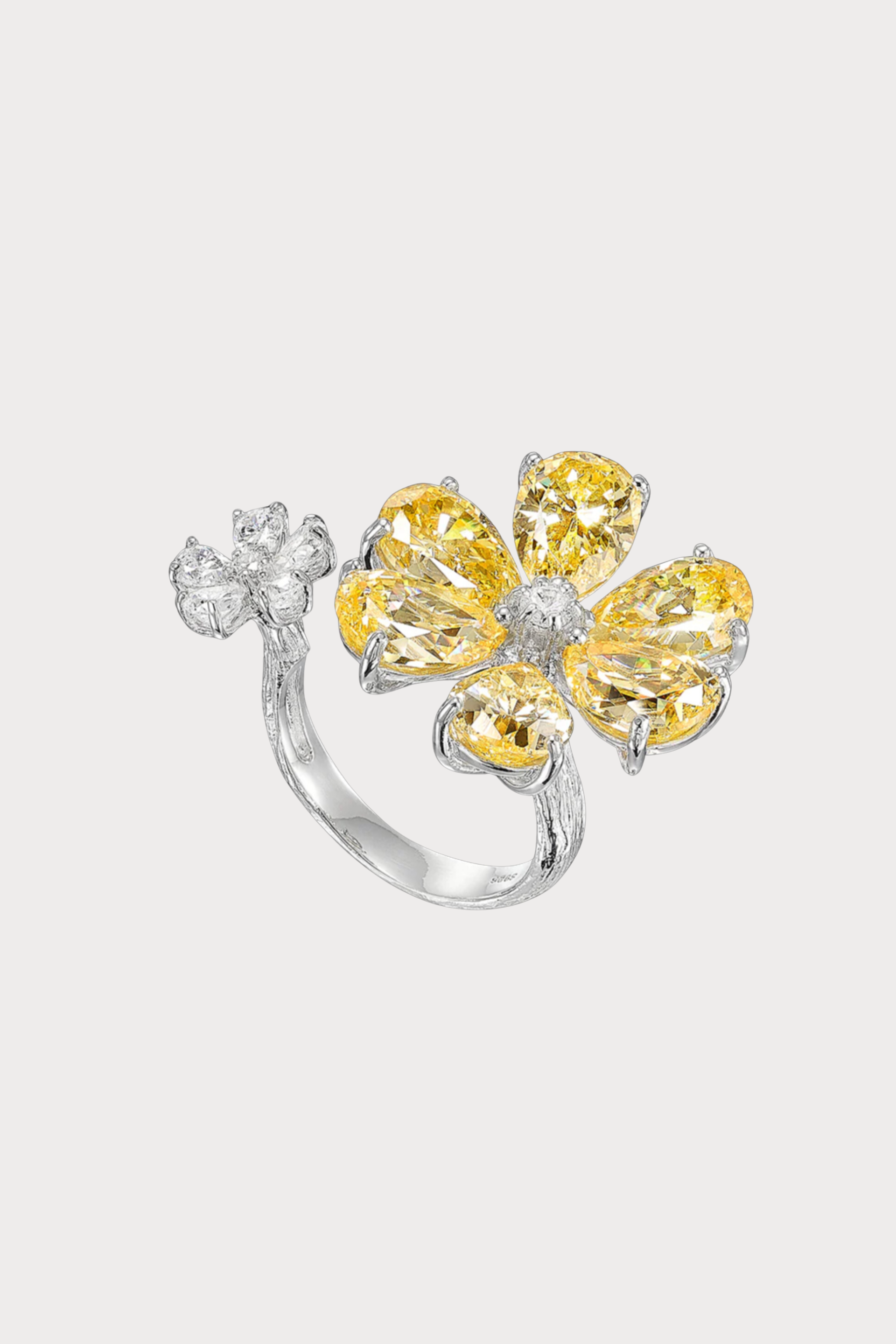 Daisy Diamond Marguerite Rings