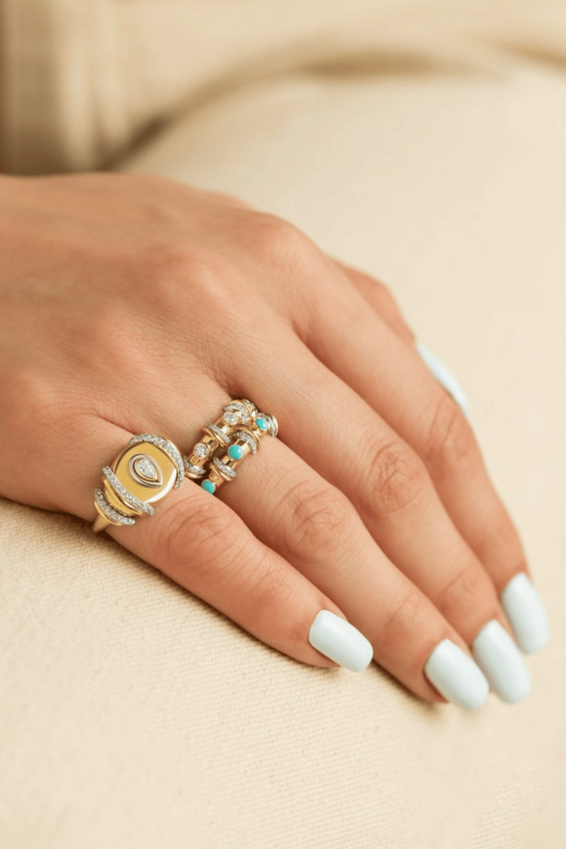 Milky Round Ring