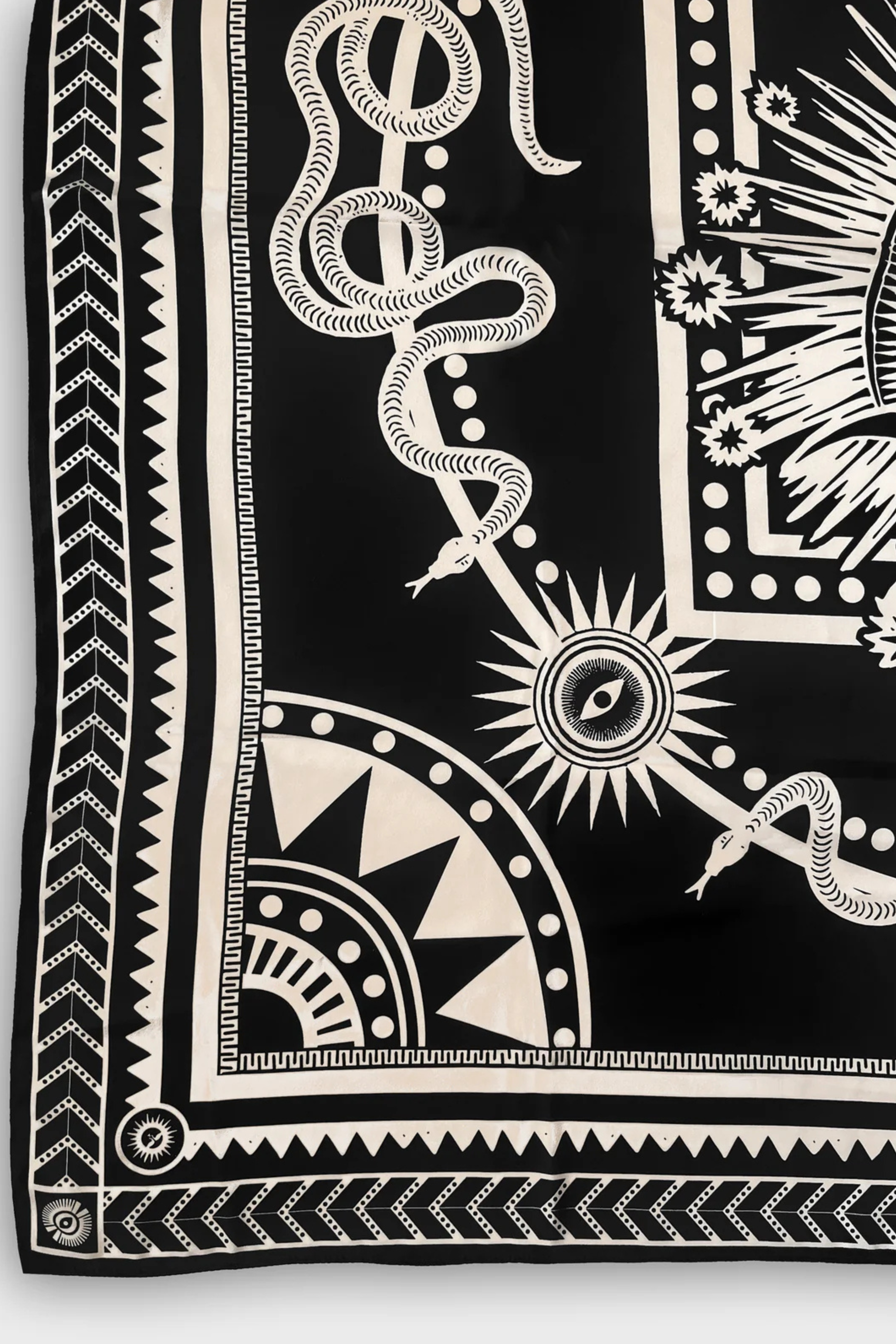 Nazar Scarf, Black