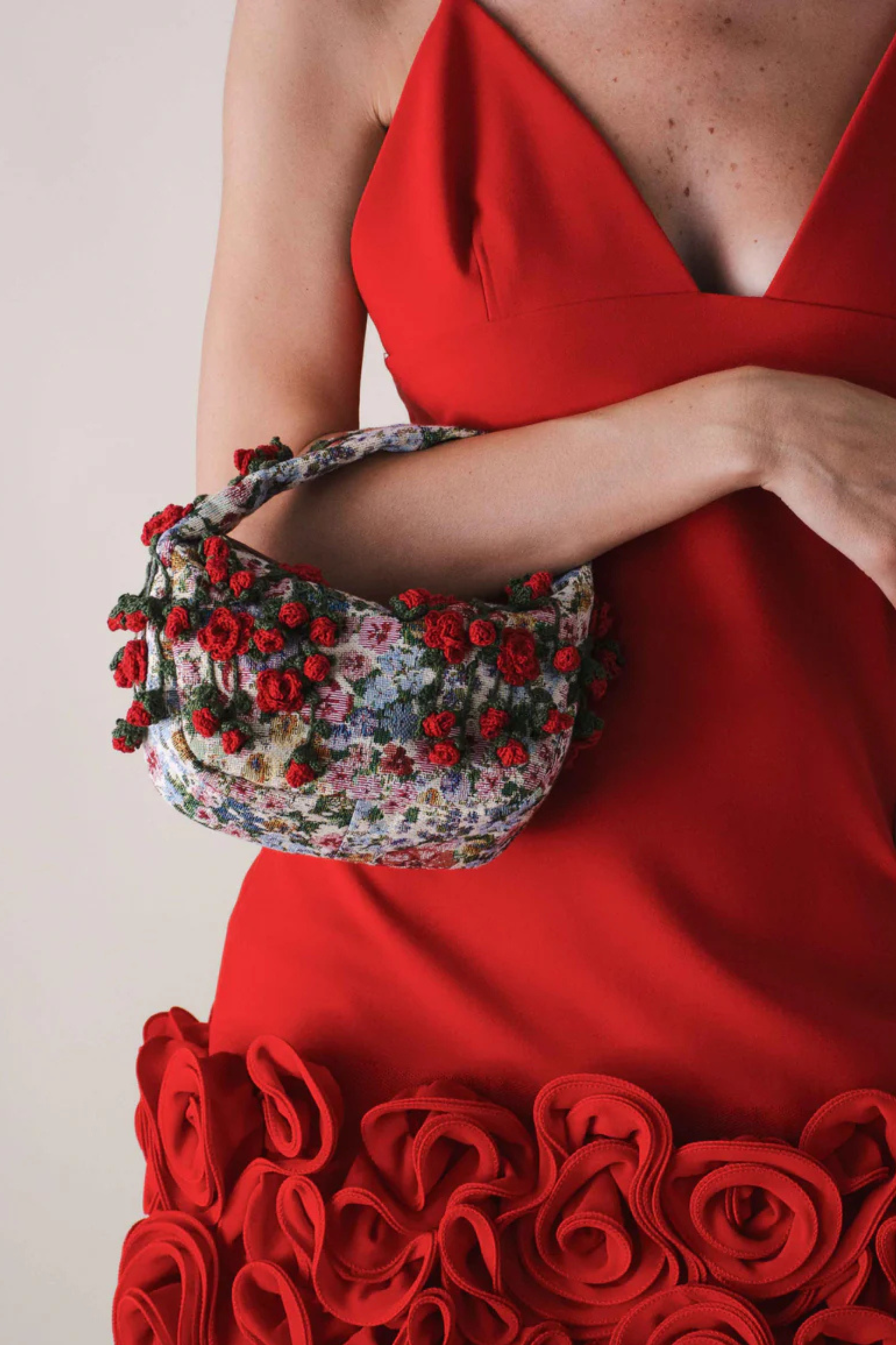 Red Roses on Le Petit