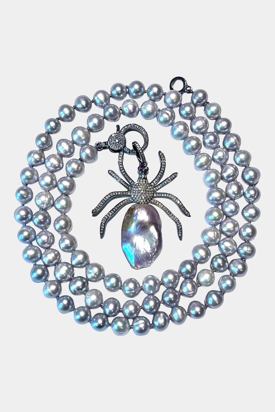 Pearl Knotted Necklace with Spider Pendant